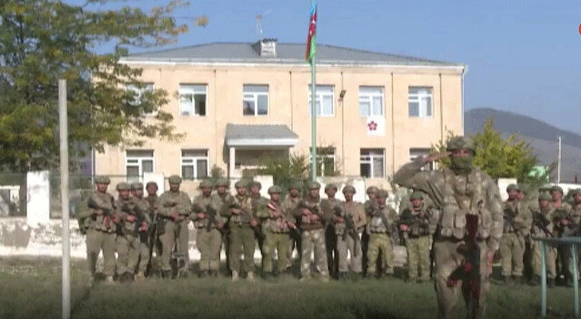 Yiğitler, Zengilan kent merkezine 27 yıl sonra Azerbaycan bayrağı dikti