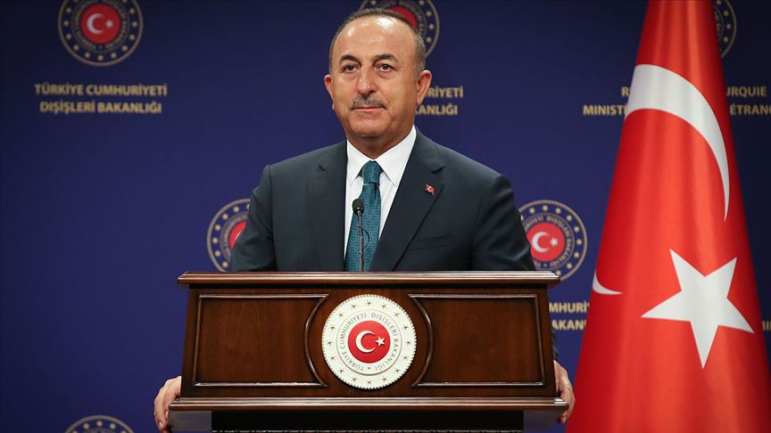 'Gerçekleri yüzlerine söyleyince Avrupa’nın ezik ırkçıları yine kendini gösterdi'
