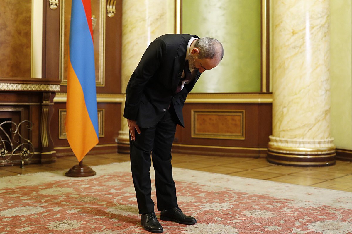 Yenilgiyi kabul eden Ermenistan, Azerbaycan ile anlaştı