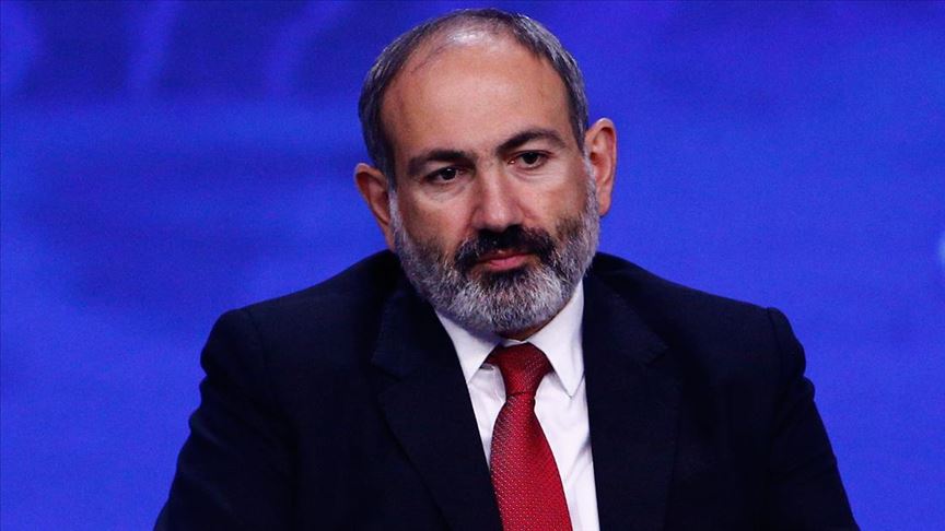 Ermenistan'daki muhalif partiler Paşinyan'ın istifasını istedi