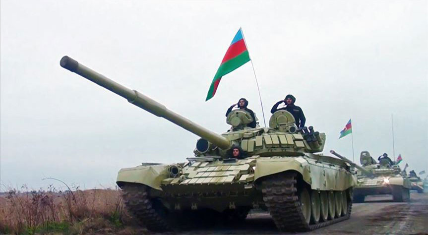 Azerbaycan ordusu 27 yıldır işgal altında bulunan Kelbecer'e girdi
