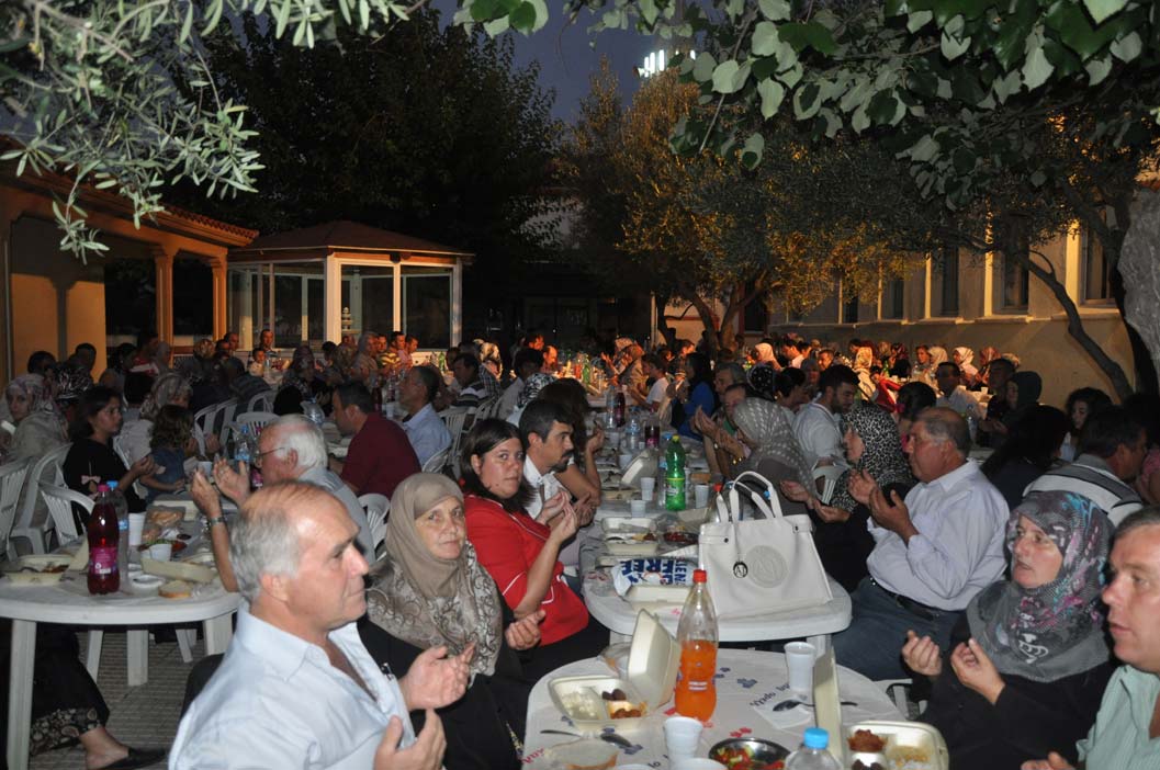 Kurcalı Kadınlar Derneği’nden üyelere iftar