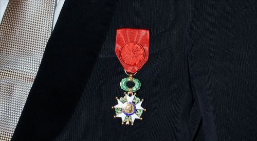 İtalyan gazeteci Augias, Fransız onur nişanını Sisi'ye de verildiği için iade edecek