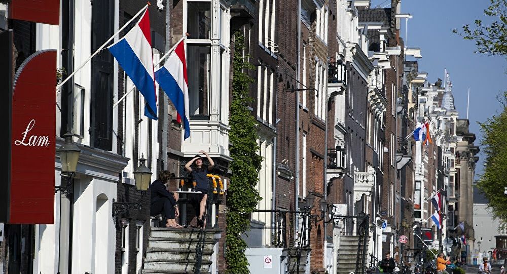 Hollanda'dan 5 hafta karantina kararı