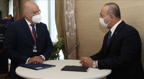 Çavuşoğlu'ndan Dendias'a: Yunan halkının itibarını zedelemeyi bırak