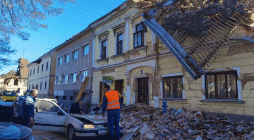 Hırvatistan'da 6,4 büyüklüğünde deprem