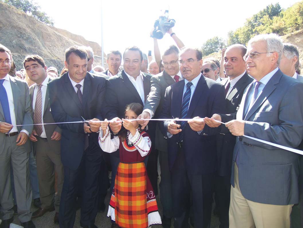 YILAN HİKAYESİNE DÖNEN NİMFEA (YANIKKÖY) SINIR KAPISI NİHAYET AÇILDI
