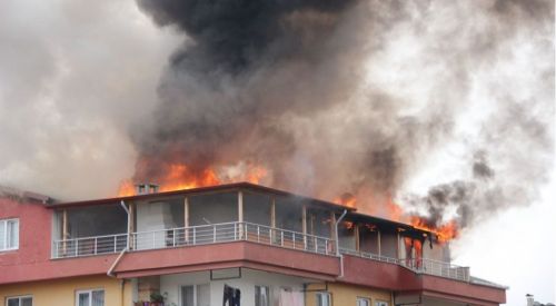 İskeçe’de yangın! Aile son anda kurtuldu