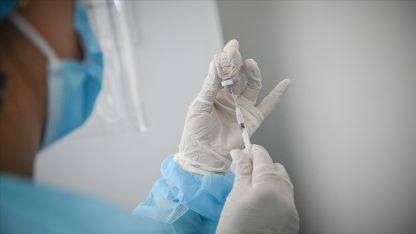 Avrupa'da yaşanan aşı tedariki sorunu ülkeleri farklı arayışlara itti