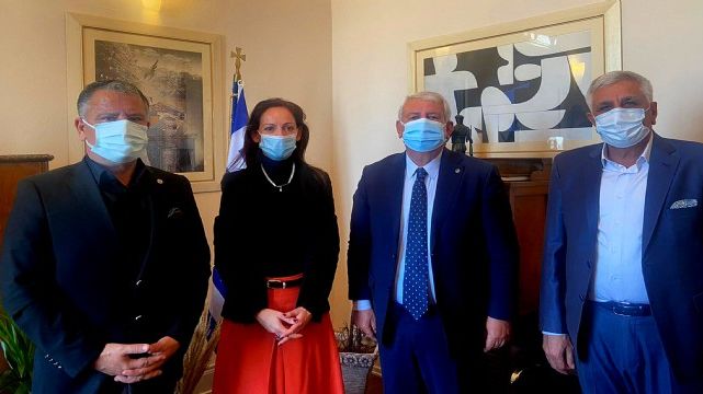  İzmir Esnaf Birliği’nden Başkonsolos Despina Balikaz'a ziyaret