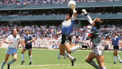 Futbolda elle oynama kuralında değişiklik yapıldı