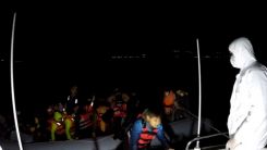 Yunanistan'dan Türk kara sularına geri itilen 220 sığınmacı kurtarıldı