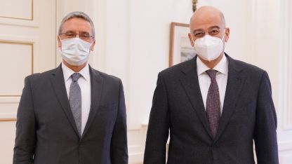 Türkiye'nin Atina Büyükelçisi Özügergin Dışişleri Bakanı Dendias ile görüştü
