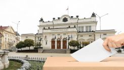 Komşu Bulgaristan’da milletvekili seçimi başladı