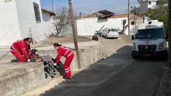 Yassıköy Belediyesi'nden yaşlılara kapından kapıya hizmet