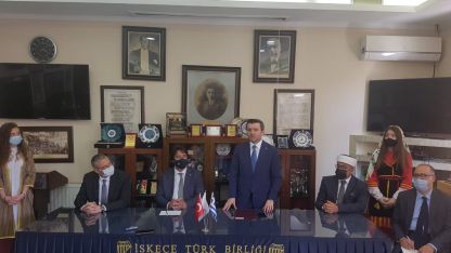  Kıran, İskeçe Türk Birliği'nde soydaşlarla buluştu