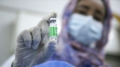 DSÖ: Kovid-19 vaka ve ölüm sayıları düşüyor ama aşılardaki 'şok edici küresel eşitsizlik' büyük risk