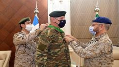 Yunan Genelkurmay Başkanı'na Suudi Arabistan'dan madalya