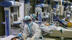 Yunanistan'da günlük vakalarda dünden beri azalma var