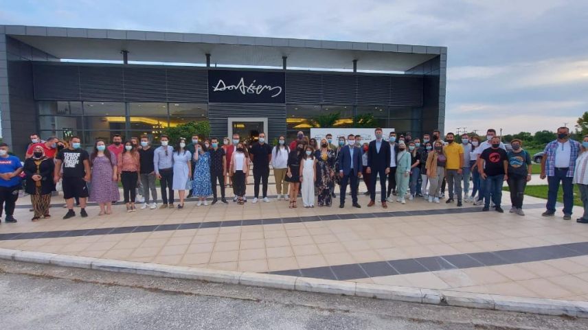 Yassıköy Belediyesi'nden evlenen çiftlere hediye etkinliği