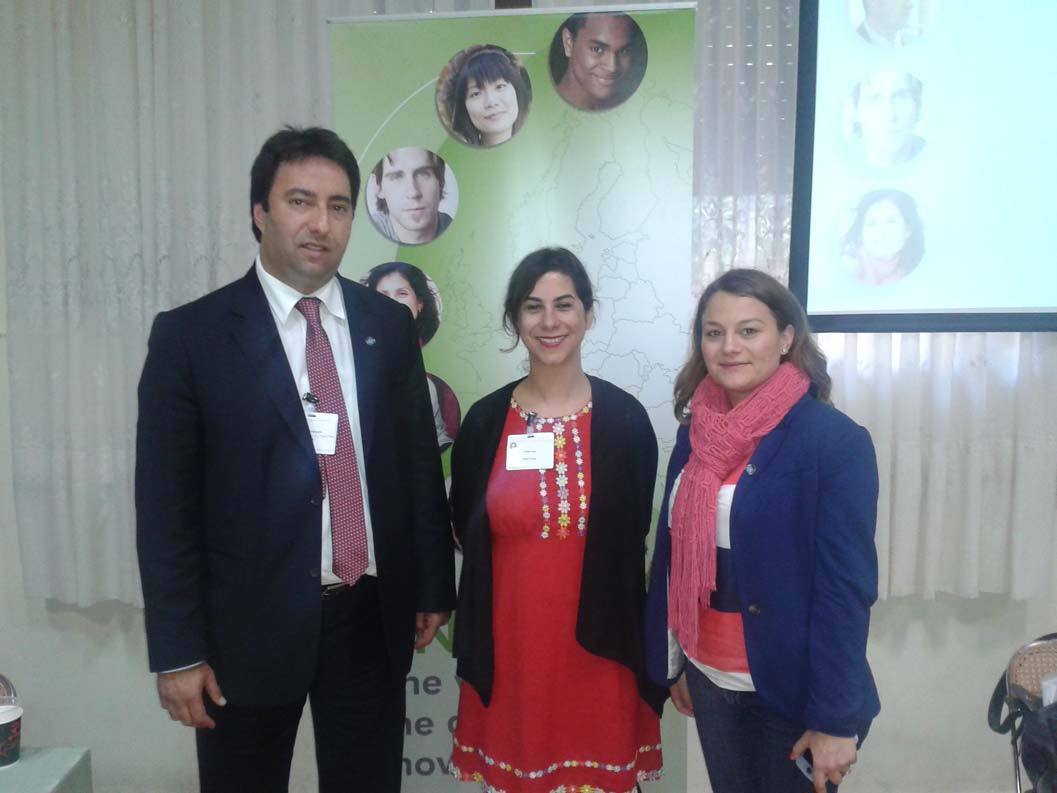 DEB Partisi Atina'da “Avrupa Irkçılıkla Mücadele Ağı”nın (ENAR) toplantısına katıldı