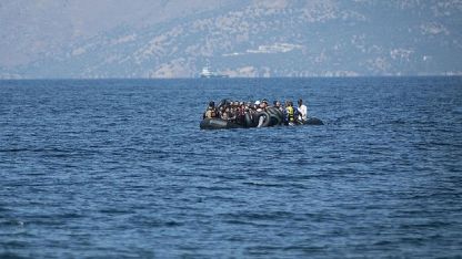 Yunanistan sığınmacılara karşı hukuk ihlallerine yenilerini ekliyor