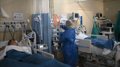 Kovid-19 mutasyonları salgınla mücadelede yeni güçlükler ve belirsizlikler yaratıyor