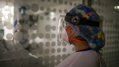 Hava filtreli maskeler sağlık çalışanlarını Kovid-19'a karşı korumada daha etkili 