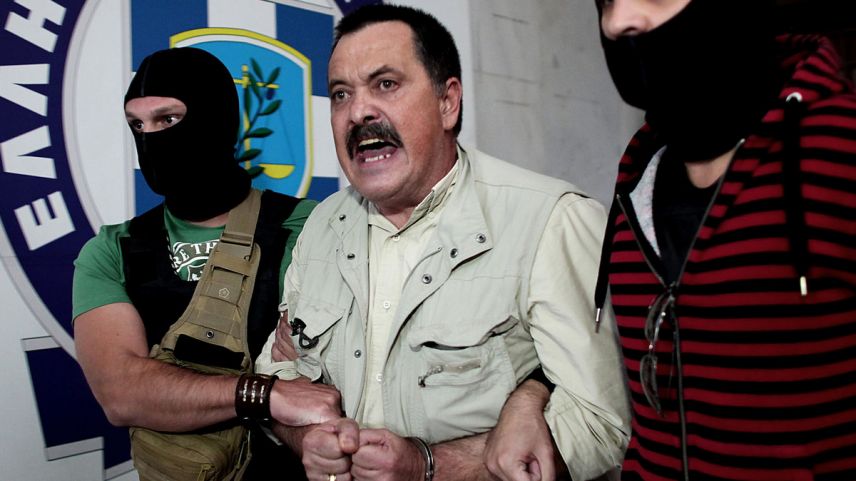 Altın Şafak Partisinin kaçak yöneticilerinden Pappas Atina'da yakalandı