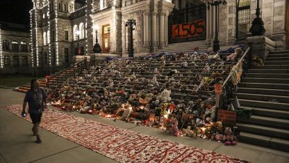 Delorme: Kilisenin tek amacı soyumuzun beynini yıkamaktı