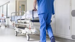 Yunanistan'da bugün tespit edilen vakalar açıklandı