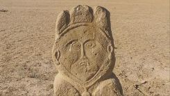 Kazakistan’da eski Türk dönemine ait taş heykel bulundu