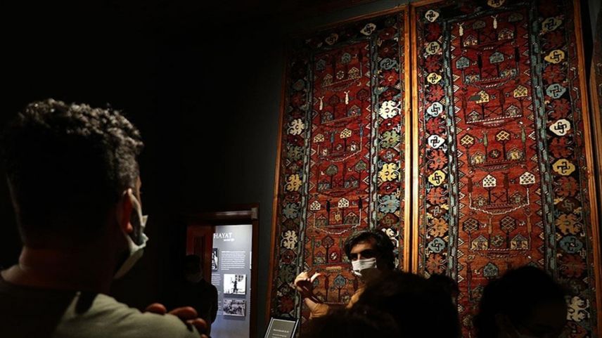 Yunanistan'a göç eden Rum ailenin bağışıyla Sille halısı 100 yıl sonra anavatanına döndü