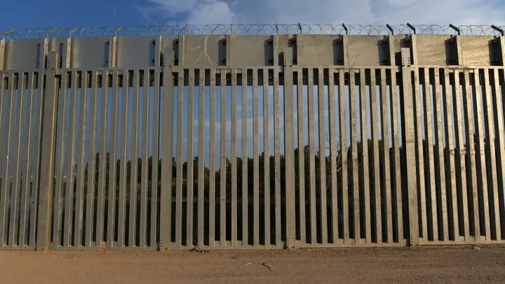 Yunanistan, Türkiye ile sınırına 40 kilometrelik çelik duvarı tamamladı