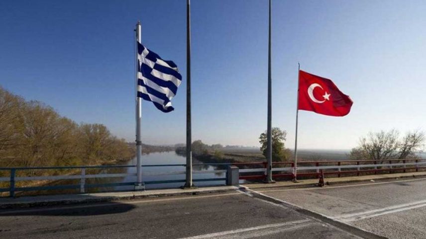 Yunanistan'a geçmek isteyen göçmenler açılan ateş sonucu yaralandı