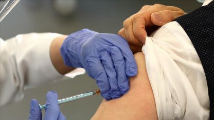 Pfizer: Üçüncü doz Kovid-19 aşısı antikor seviyesini üç kattan fazla artırıyor