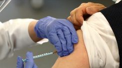 Pfizer: Üçüncü doz Kovid-19 aşısı antikor seviyesini üç kattan fazla artırıyor