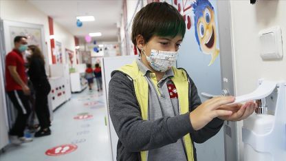 DSÖ ve UNICEF: Avrupa ve Orta Asya'da tüm okullar açık kalsın