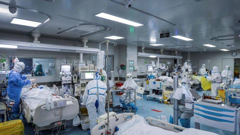 Yunanistan'da toplam vakalar 600 bine yaklaştı