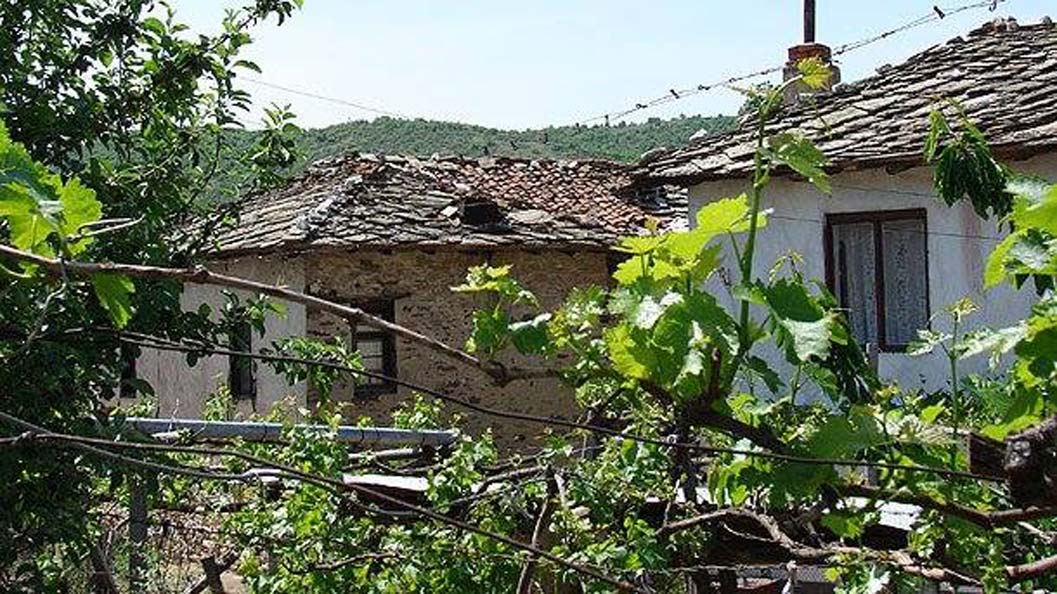 Kaçak yapılanmayı önleyecek karar neden imzalanmıyor?
