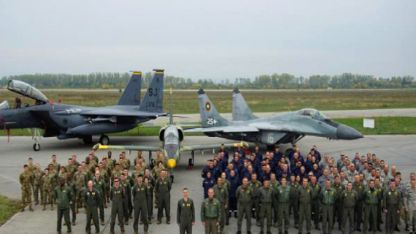 ABD'nin F-15 uçakları, tatbikat için Bulgaristan'da
