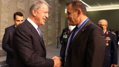 Hulûsi Akar Yunan mevkidaşı Panagiotopoulos’u Türkiye’ye davet etti