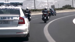 Polislere pusu kurdular, taş ve sopalarla saldırdılar