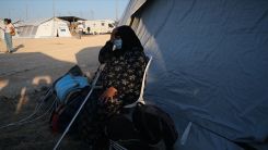 Yunanistan'daki sığınmacı ve mülteciler açlıkla karşı karşıya