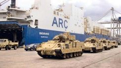 ABD Dedeağaç'ta askeri varlığını artırırken, halk tepkili