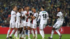 Fenerbahçe ile Beşiktaş 2-2 berabere kaldı