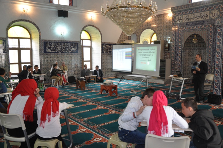 Ahlâk Bilgi Yarışması'nın Birincisi Sirkeli Kur’an Kursu
