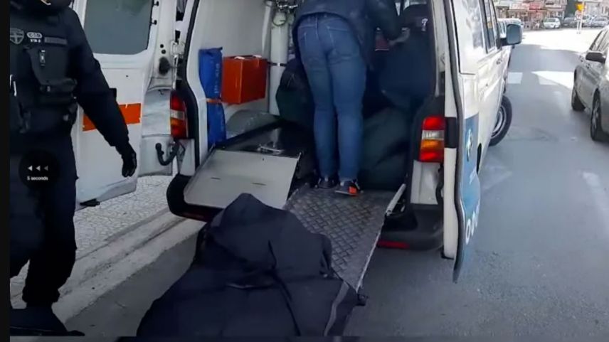Ambulansta 320 kilo esrar ele geçirildi 