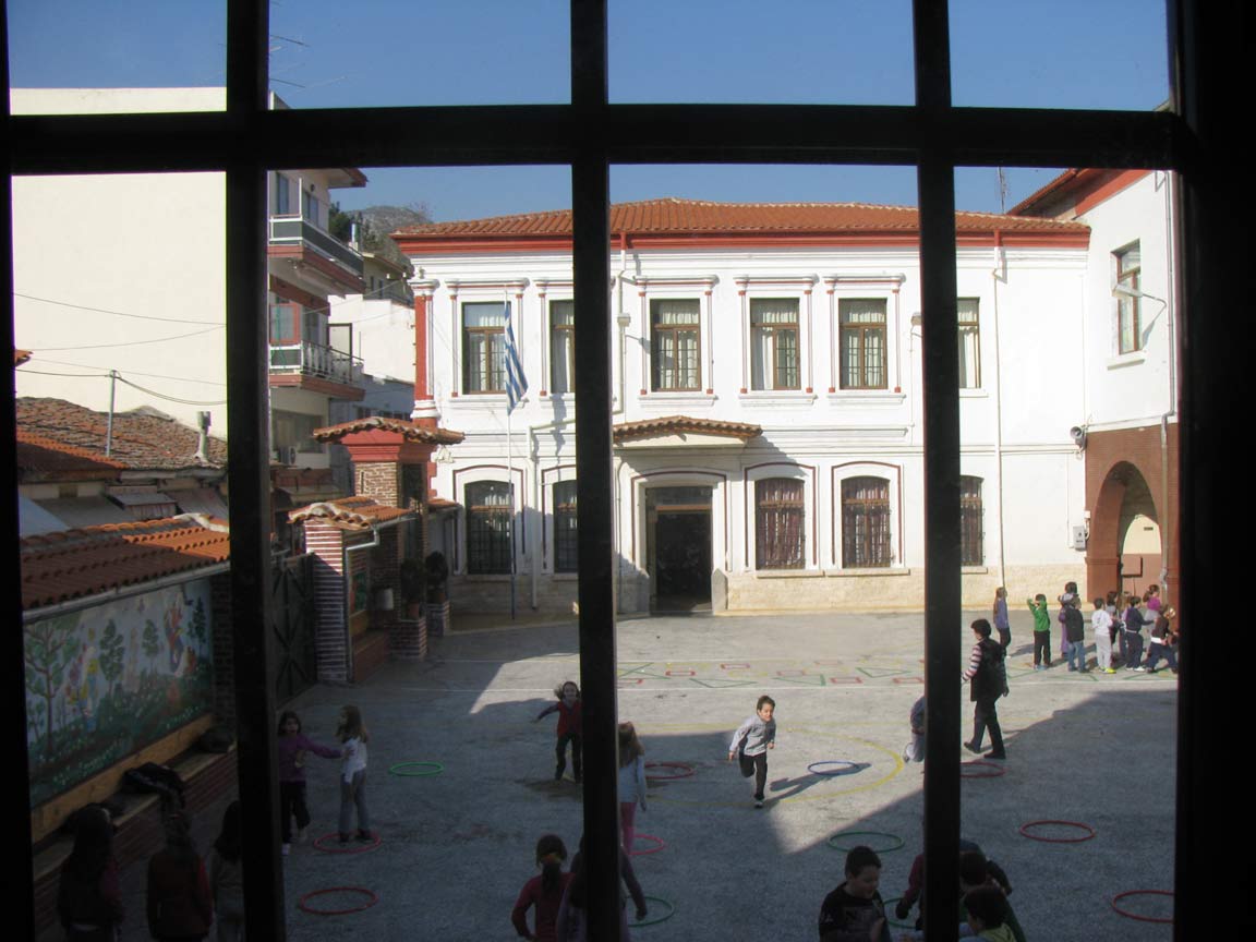 18 azınlık ilkokulu gelecek yıl eğitime kapalı olacak