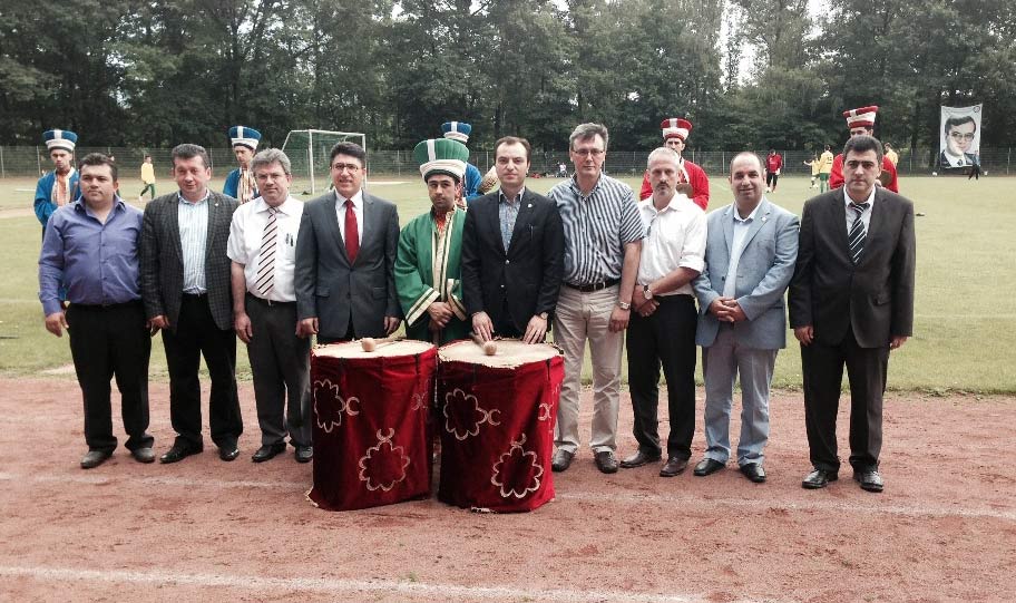 20. Dr. Sadık Ahmet Futbol Turnuvası Duisburg’ta büyük bir coşkuyla gerçekleşti